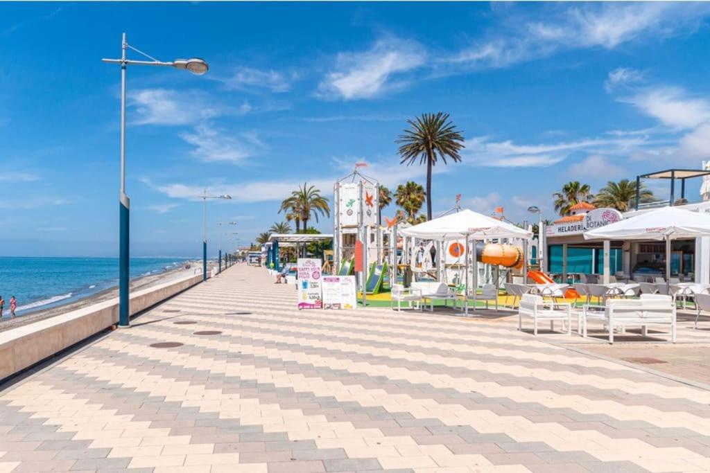 Beachfront Apartment Madrid 709 ตอร์ร็อกซ์ ภายนอก รูปภาพ